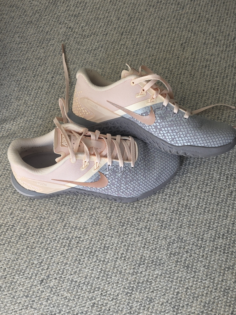 Nike Women's Metcon Strengh Fit Training Shoes